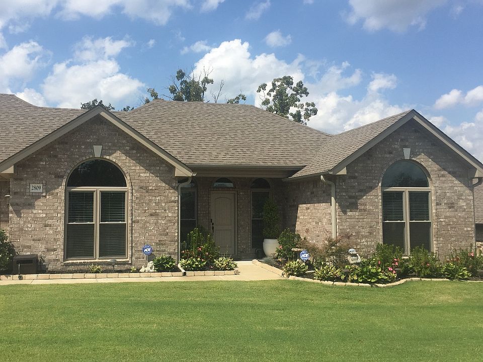 2nd image of 2809 Rock Ridge Dr