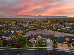 900 S Brentbrook Ln, Eagle, ID 83616