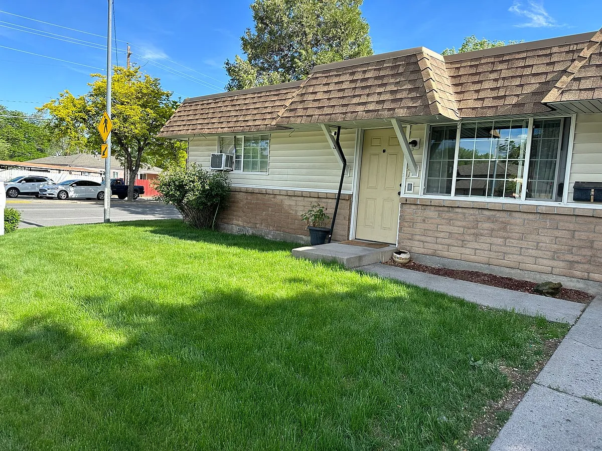 Building Photo - 1501 Gault Way