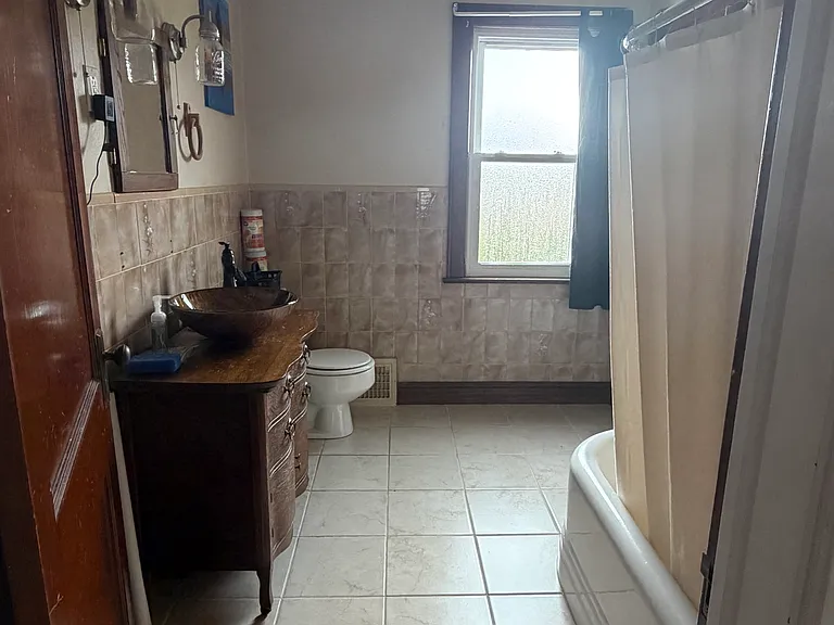 28 W Grant St — Photo 18
