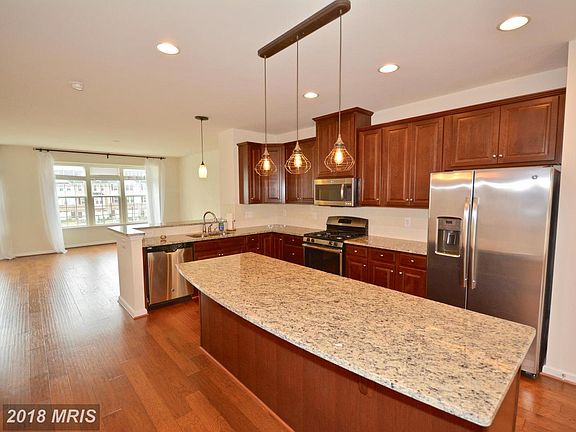 4th image of 7753 Milton Cir