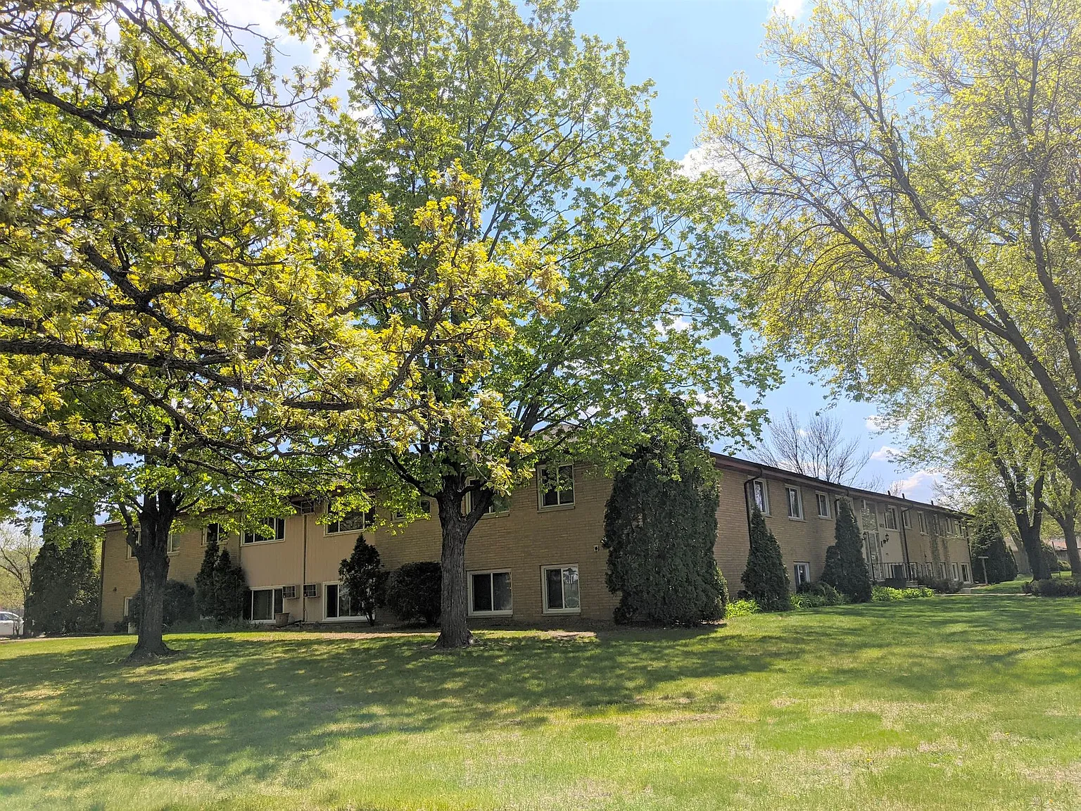 Star lane Apartments — Photo 1