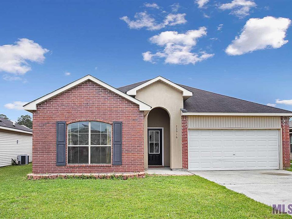 1st image of 23916 S Park Ln