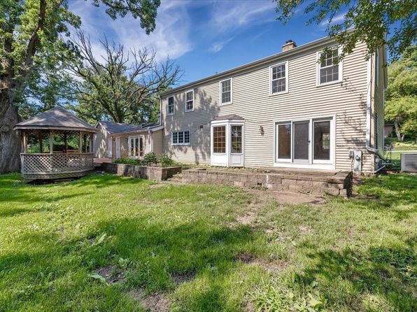 (undisclosed Address), Elgin, IL 60124