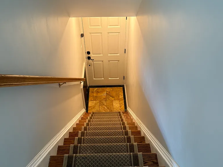 Lincoln Park E — Photo 2