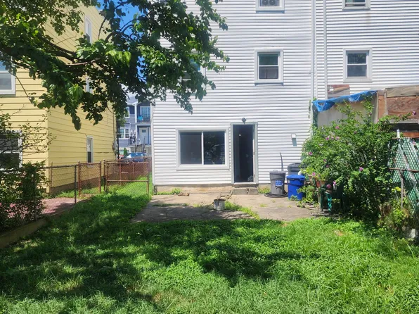 72-11 Burchell Avenue image 14 of 15