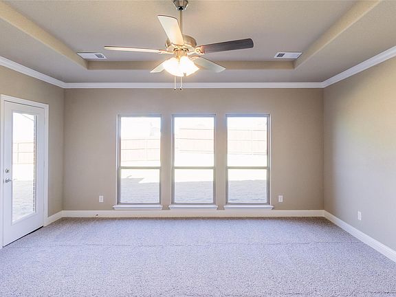 5th image of 3208 Rolling Meadow Dr