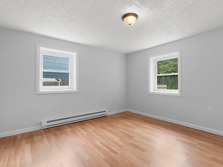 90 Everett St #2 — Photo 13
