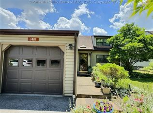 1401 Hunters Ridge Rd, Charleston, WV 25314