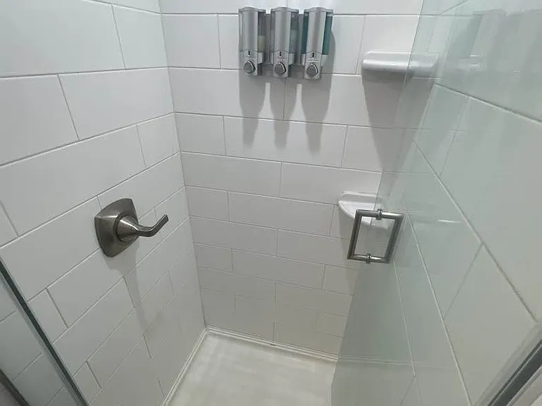 601 Jersey Ave #4 — Photo 1