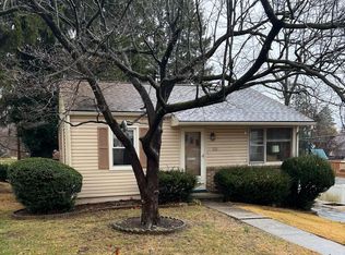 121 Norman St, Reading, PA 19609