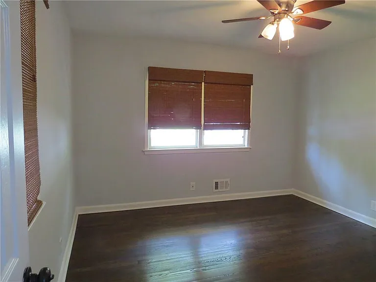 1570 Van Epps St SE — Photo 15