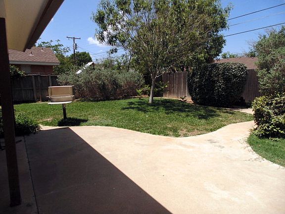 2nd image of 3314 Cimmaron Ave