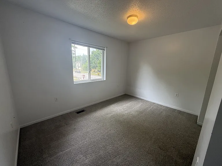 330 W Cherry St #Y23 — Photo 13
