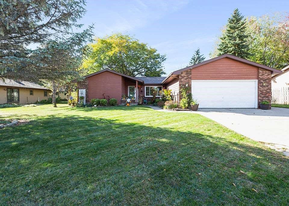 1st image of 1085 Hughes Ct