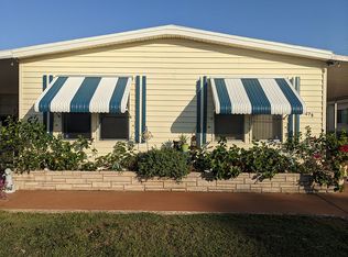 879 Lacosta Ln, North Fort Myers, FL 33917