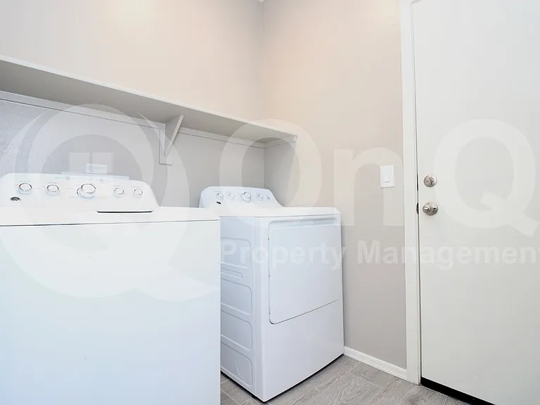 3208 N Pleasant View Ln — Photo 17