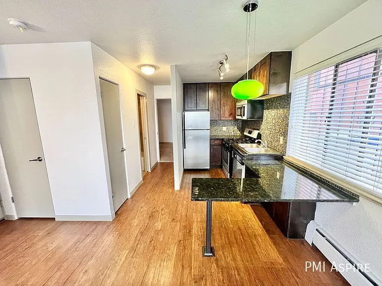 59 N Ogden St #10 — Photo 54