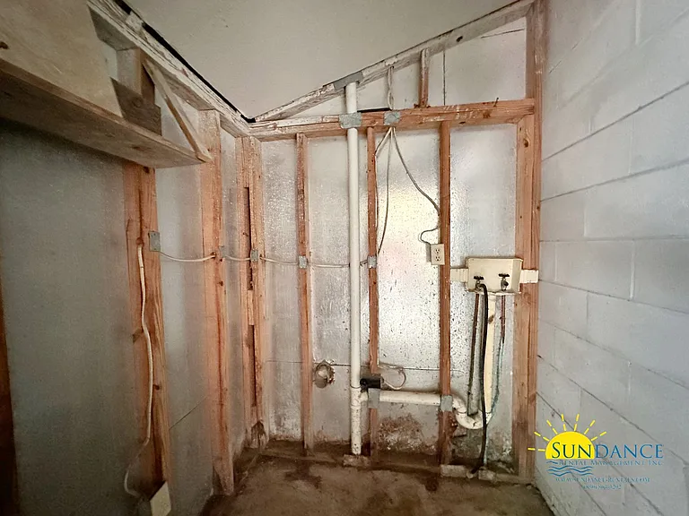 210 Dates Ave #14 — Photo 9