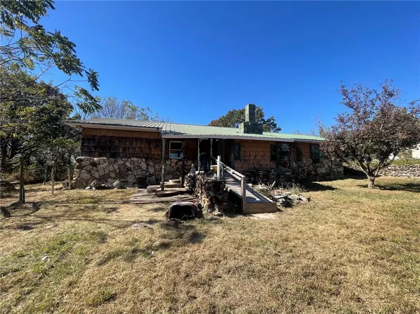 4809 County Road 422, Berryville, AR 72616