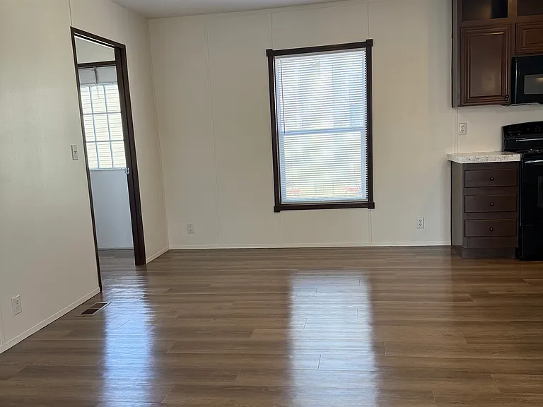 5427 Paseo Nuevo Cir — Photo 7