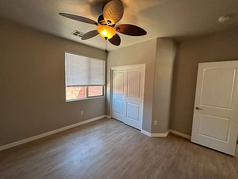 2094 N Red Mountain Rd — Photo 17