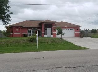 5330 Beauty St, Lehigh Acres, FL 33971