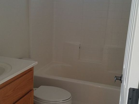 3rd image of 1671 Magnolia Dr Unit 101