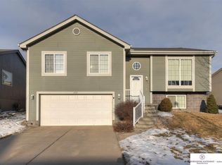 6514 N 149th St, Omaha, NE 68116