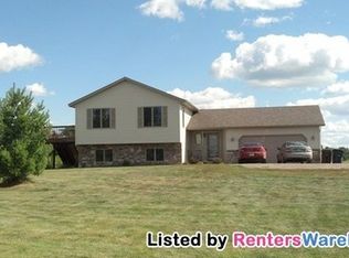 13289 90th St, Milaca, MN 56353