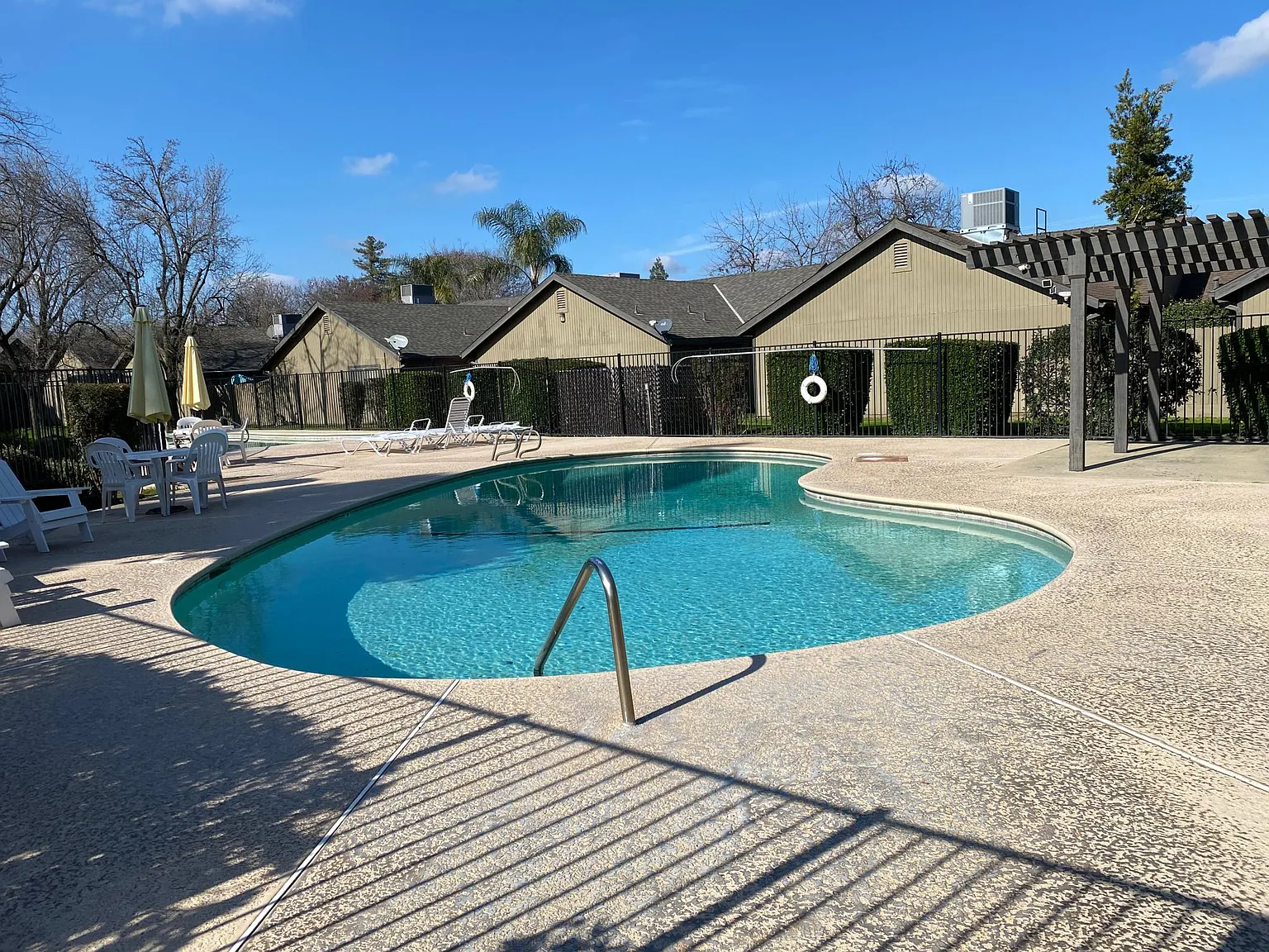 2 bed, 1223 sqft, $1,750 — Photo 4