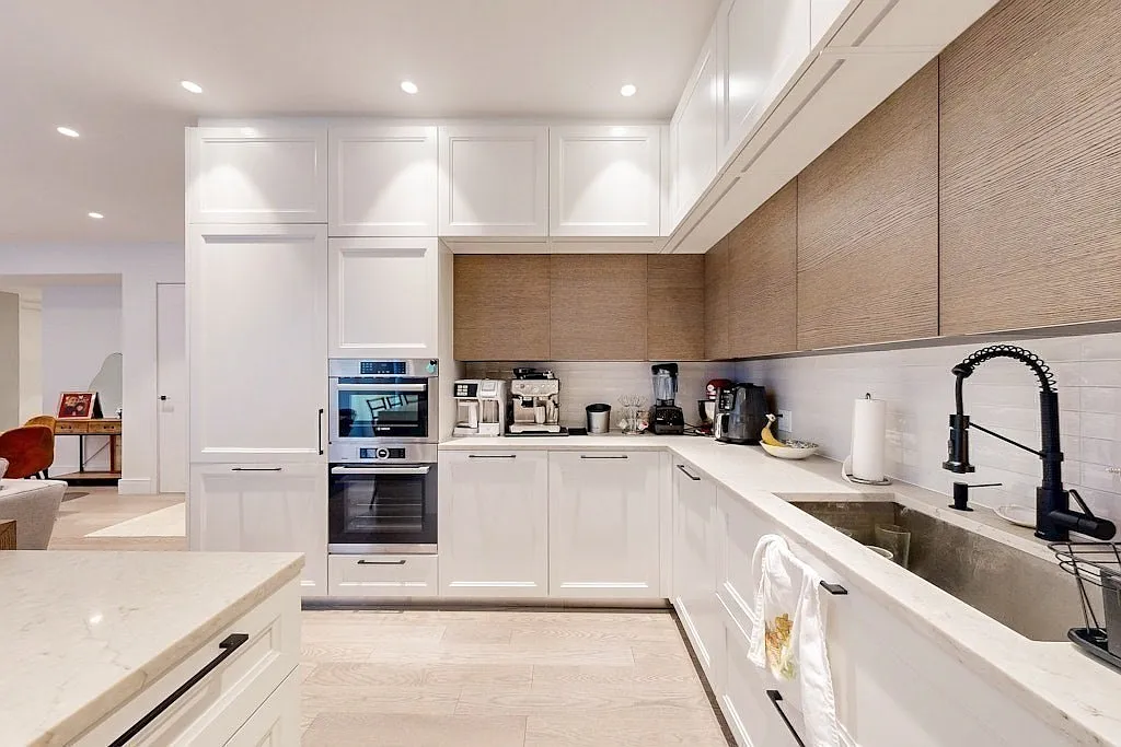 2 bed, 2.0 bath, 983 sqft, $5,500 — Photo 3