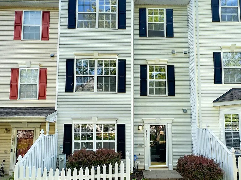 1632 Briarview Ct #50 — Photo 2