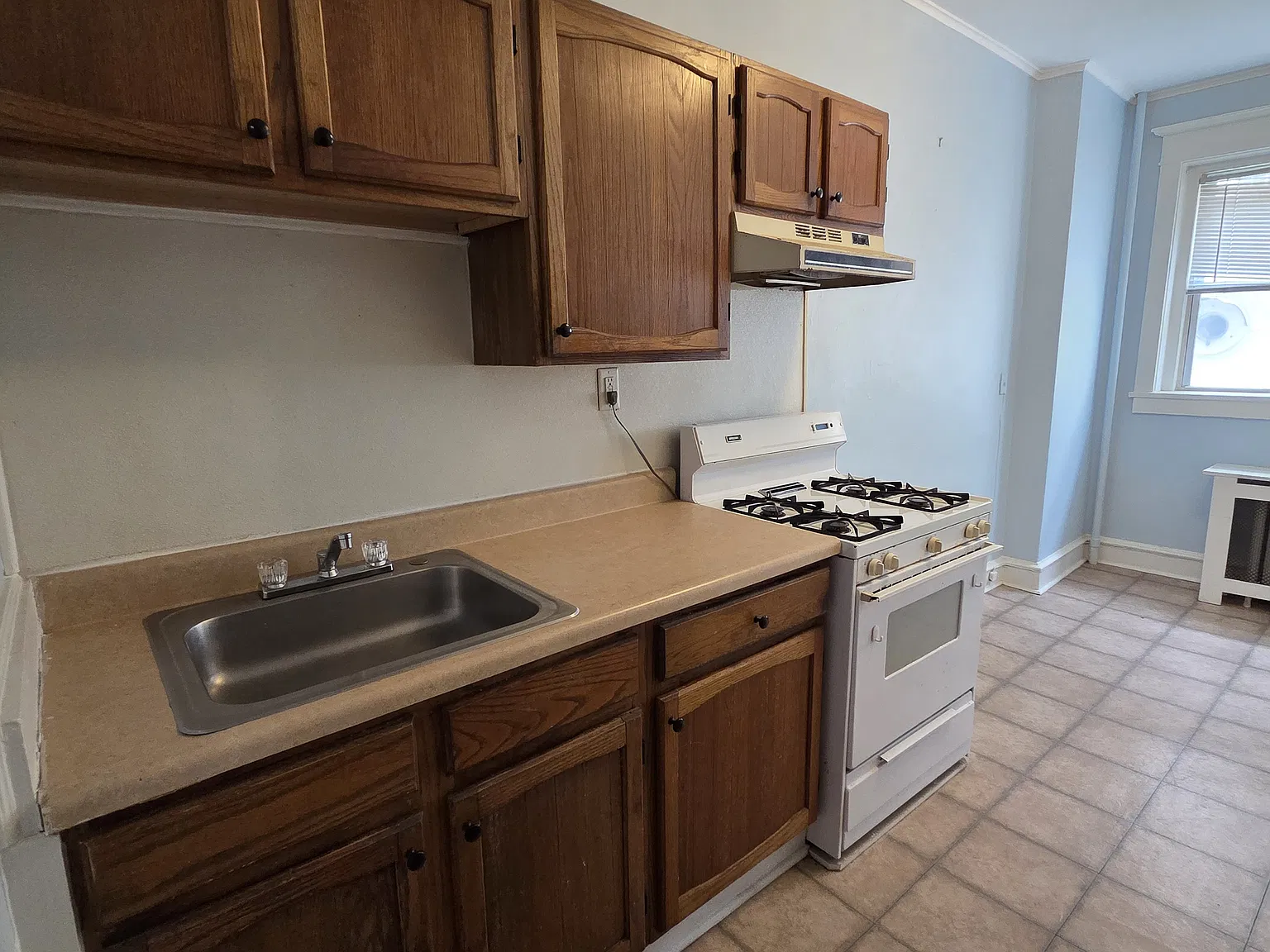 6215 Ventnor Ave — Photo 2
