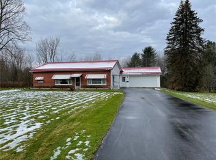 21699 State Highway 8, Centerville, PA 16404
