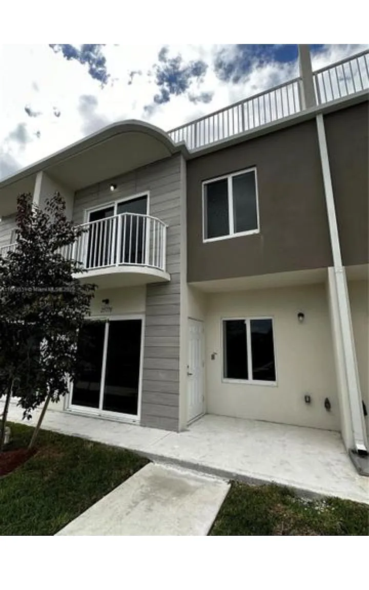 SW 144th Ave, Homestead — Photo 1