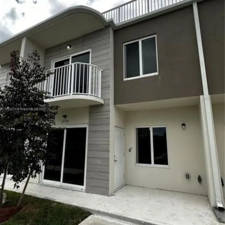 SW 144th Ave