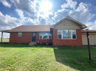 403 S 11th St, Hammon, OK 73650