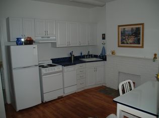 1215 12th St #4, Palm Harbor, FL 34683