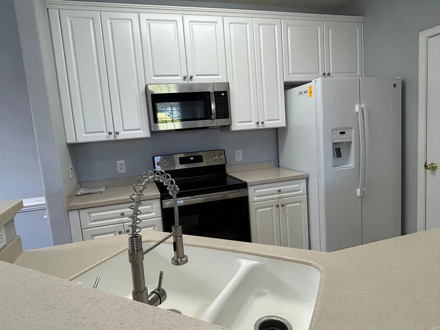 304 Troon Ct — Photo 2