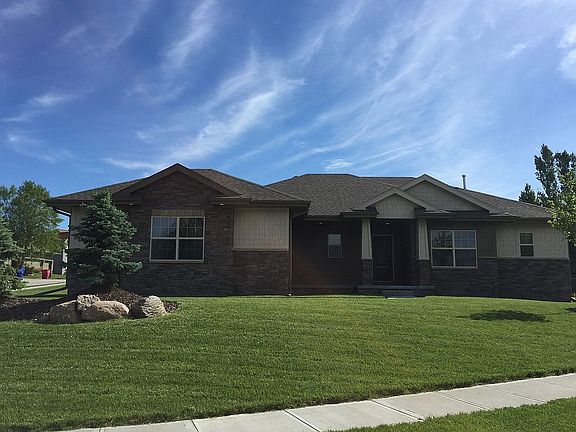 3rd image of 21111 McClellan Dr
