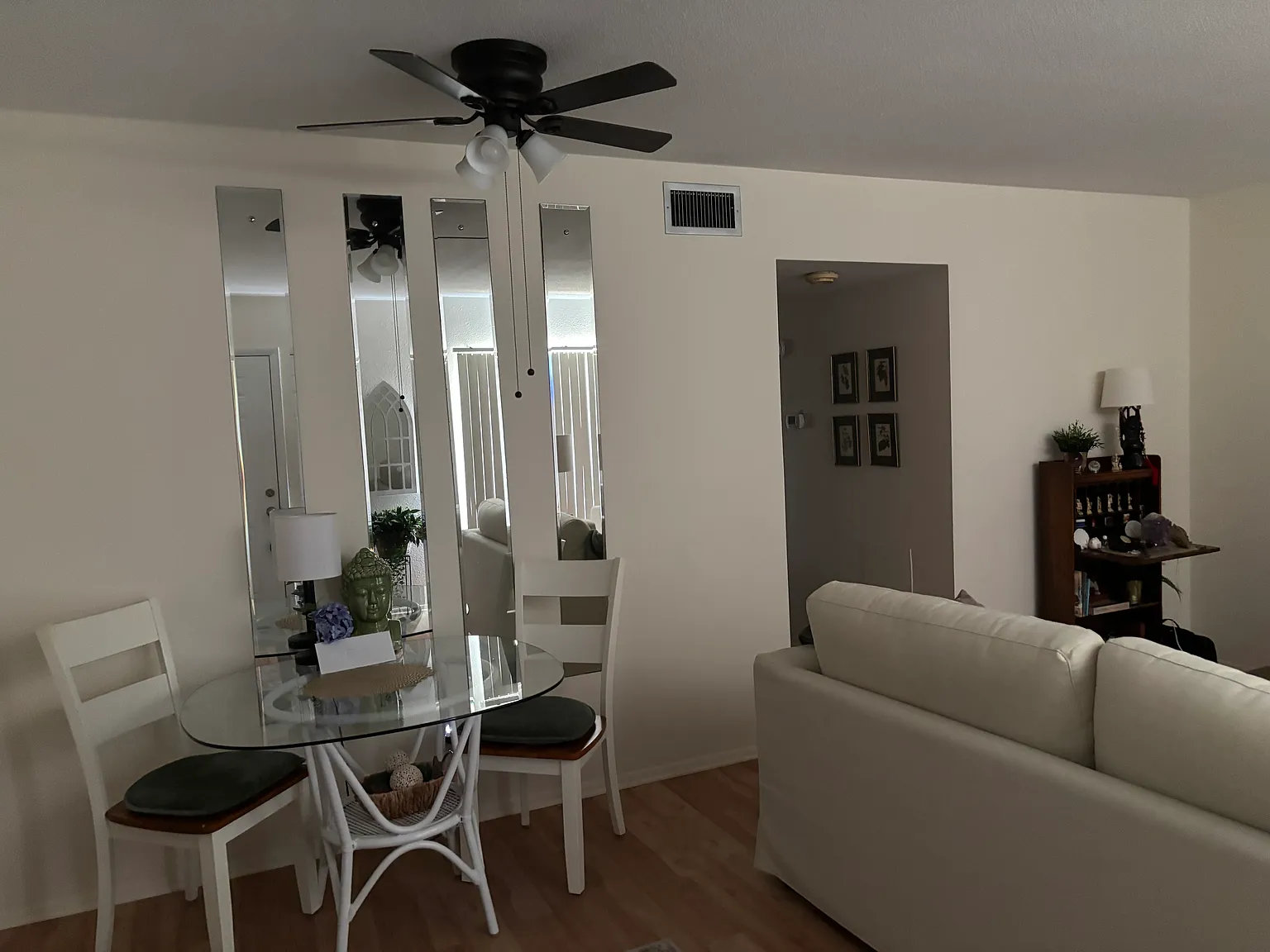 1 bed, 825 sqft, $1,400 — Photo 2