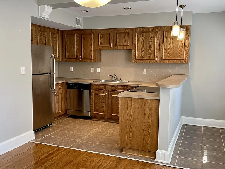 910 Ward Pkwy — Photo 21