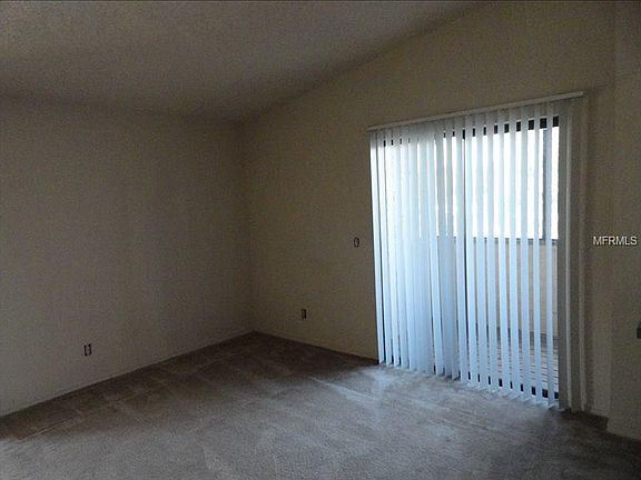 2nd image of 3043 Antique Oaks Cir APT 176