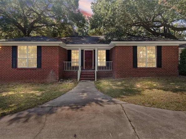 12602 McKee Rd, Irvington, AL 36544