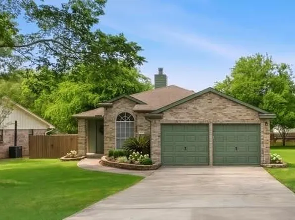 10478 Twin Circles Dr, Montgomery, TX 77356