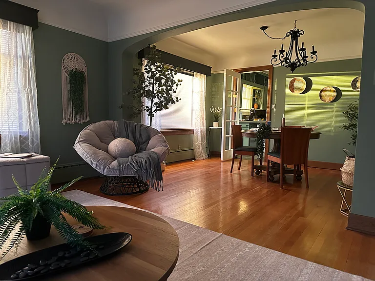 2732 Eldridge Ave #201 — Photo 43
