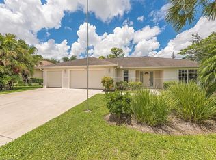715 Charlemagne Blvd, Naples, FL 34112