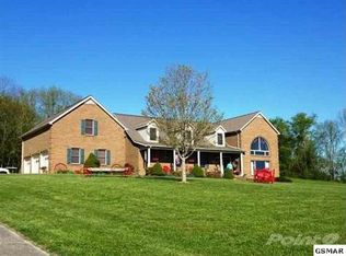 1212 Big Bend Rd, Strawberry Plains, TN 37871