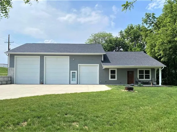 950 S Depot St, Maryville, MO 64468